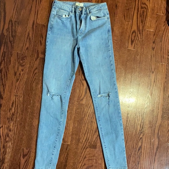 Light wash high rise jegging